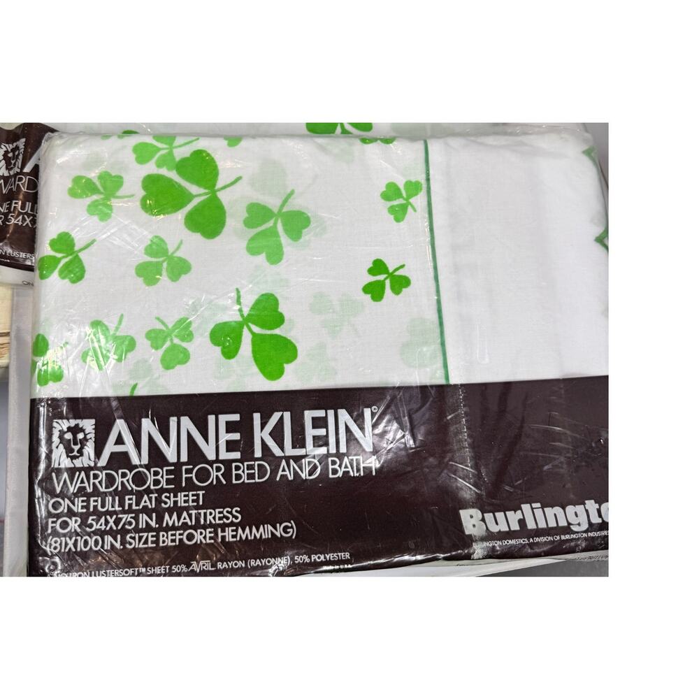 Anne Klein full flat shamrock bed sheet, vintage NEW!